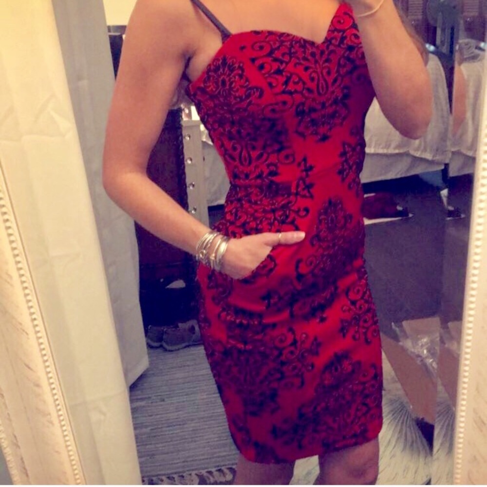 โฅ๏ธ New B. Darlin Red Velvety Holiday Dress ๐ - Picture 1 of 8